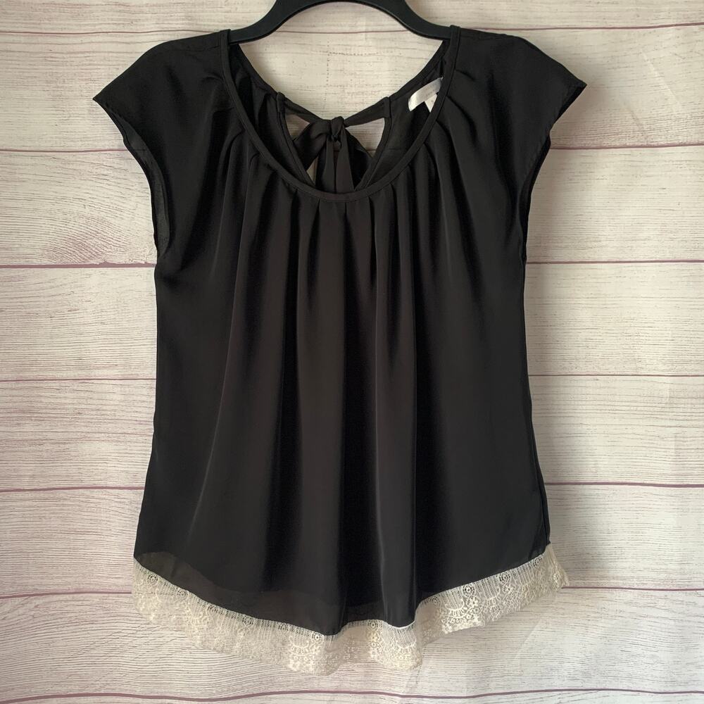LC Lauren Conrad Black Blouse Cream Lace Trim Pleated Neck Tie Back Size S